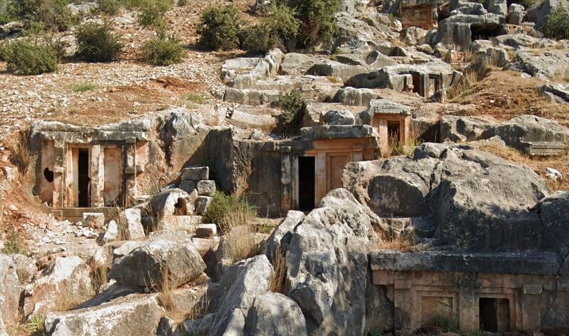 Lmyra Ancient City Rock Tombs